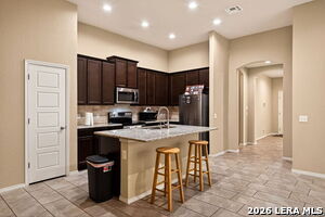 Photo - 8311 Prickly Oak