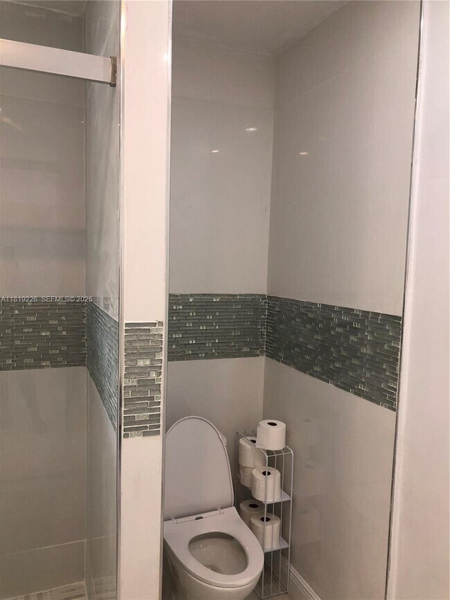 Photo - 267 NE 201st Terrace