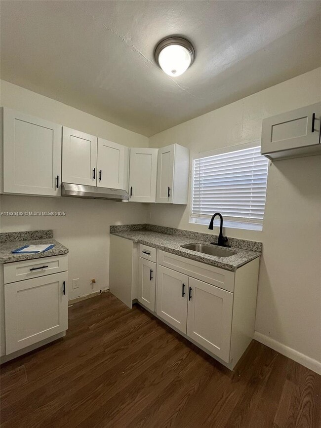 Photo - 200 NW 13th St Unit 7