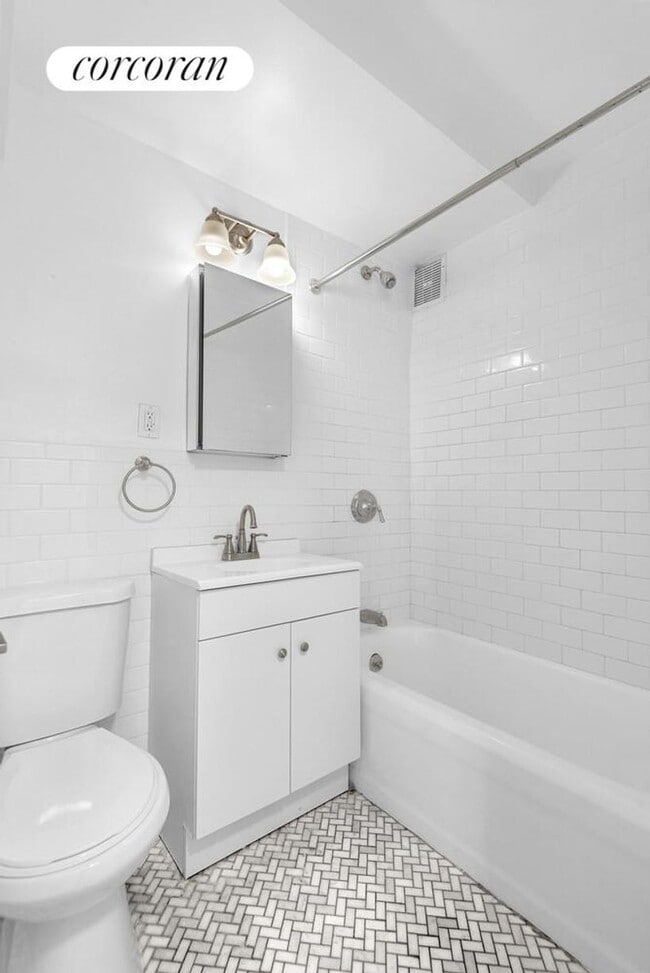 Photo - 99 Lafayette Ave