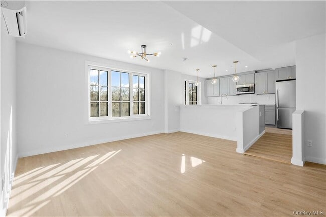 Photo - 139 Fifth Ave Unidad 5c