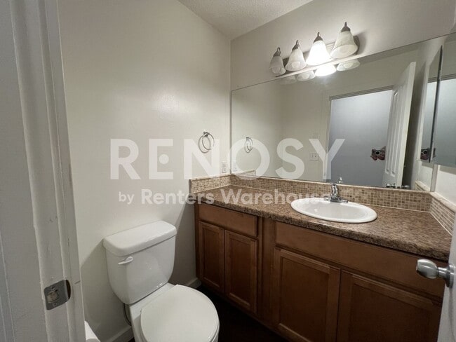 Photo - 1425 S Puget Dr