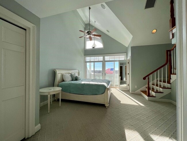 Photo - 4 Island Ave