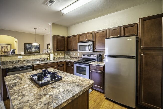 Photo - Vintage Creekwood Park Apartments