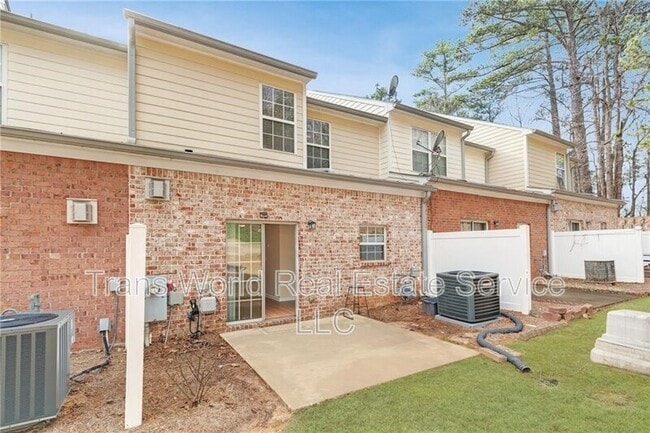 Photo - 1102 Pleasant Oaks Ct