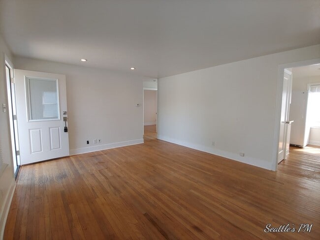 Photo - 7510 34th Ave SW