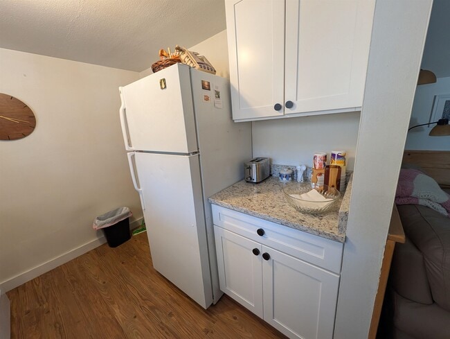 Photo - 73 Highland St