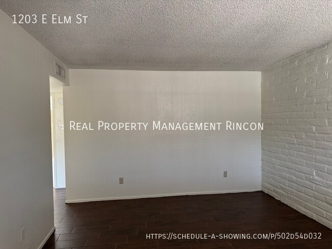 Photo - 1203 E Elm St