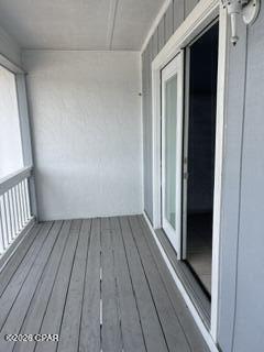 Photo - 207 E 3rd St
