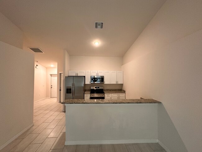 Photo - 551 SE 5th Ave