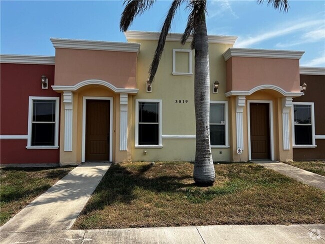 Building Photo - 3019 Regal Dr Unit B Rental