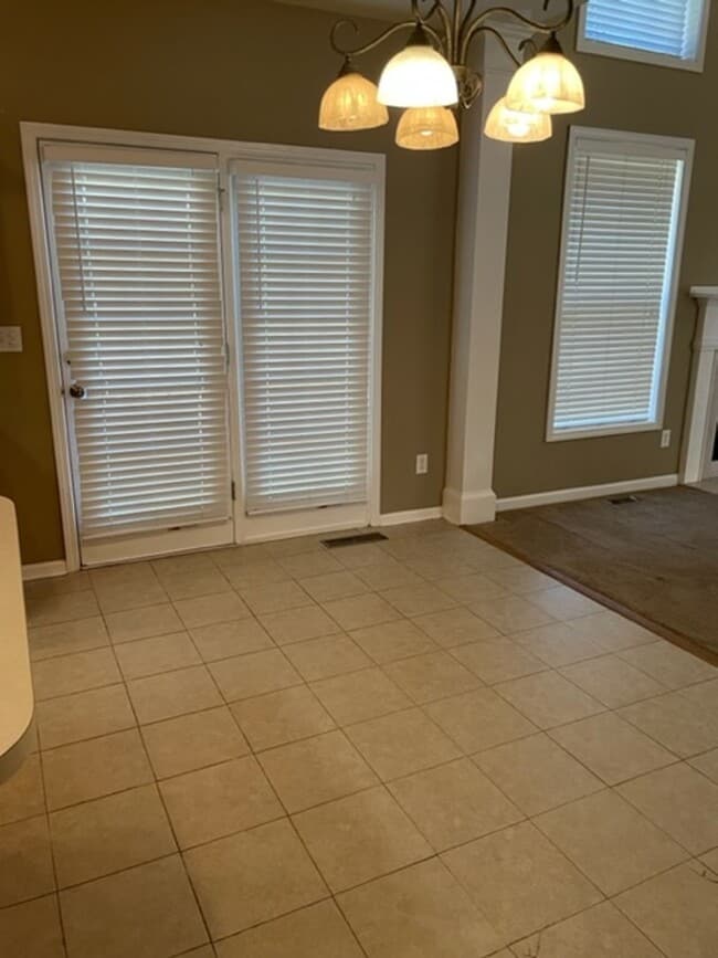 Photo - Spacious 4 Bedroom, 2.5 Bath Home in Brookmere West