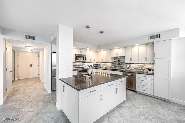 Photo - 4041 Gulf Shore Blvd N Unit 1108