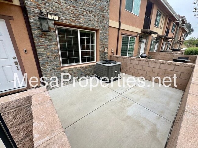 Photo - 16408 Valencia Ave