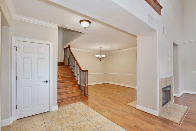 Photo - AGENT SHOWINGS ONLY! Stunning 3/2.5 Corner Unit Townhome with a Spacious 2 Car Garage in the Gate...