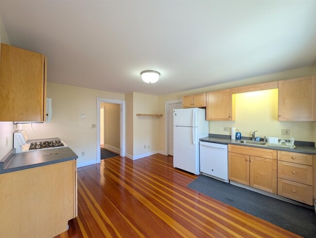 Photo - 41 Bay State Ave Unit 41