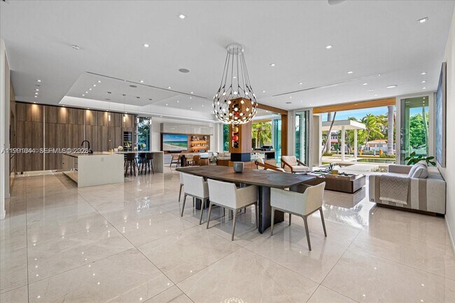 Photo - 3465 Meridian Ave