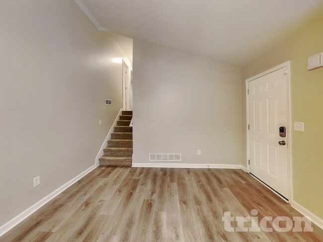 Photo - 210 Kennedy Dr