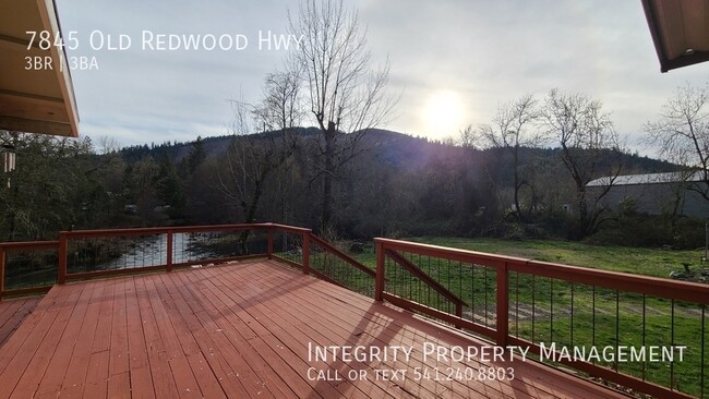 Photo - 7845 Old Redwood Hwy