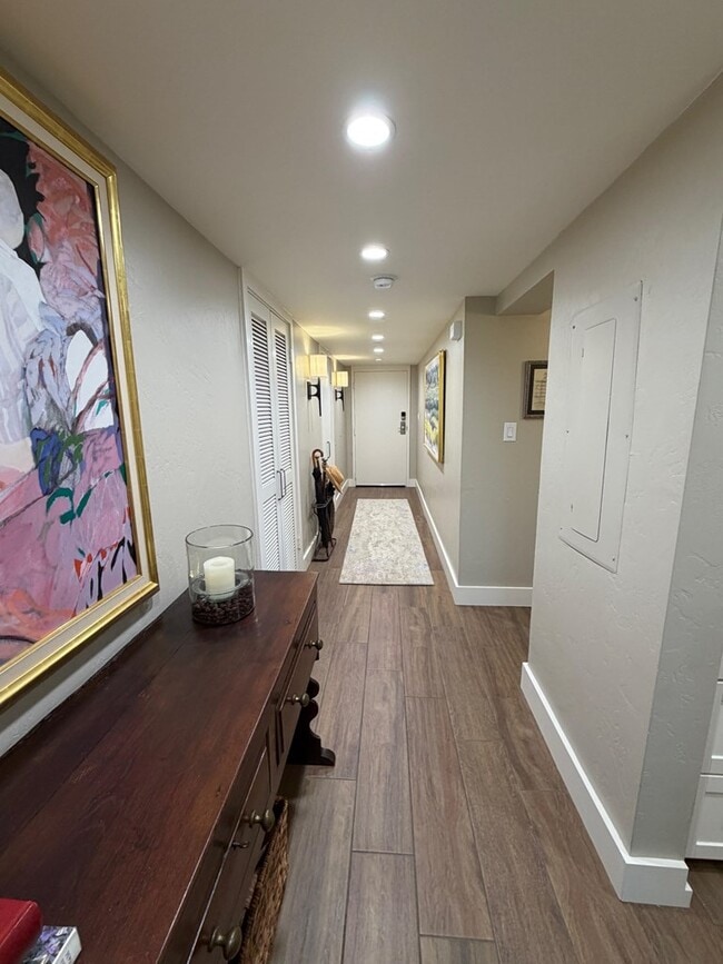 Photo - 1000 Guadalupe St