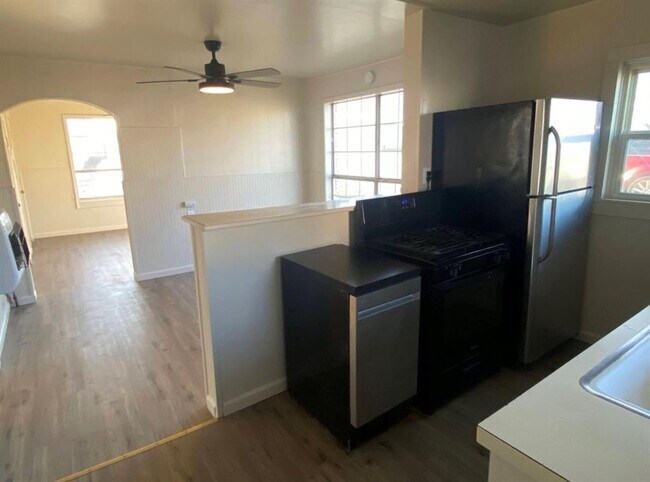 800 S 2nd St