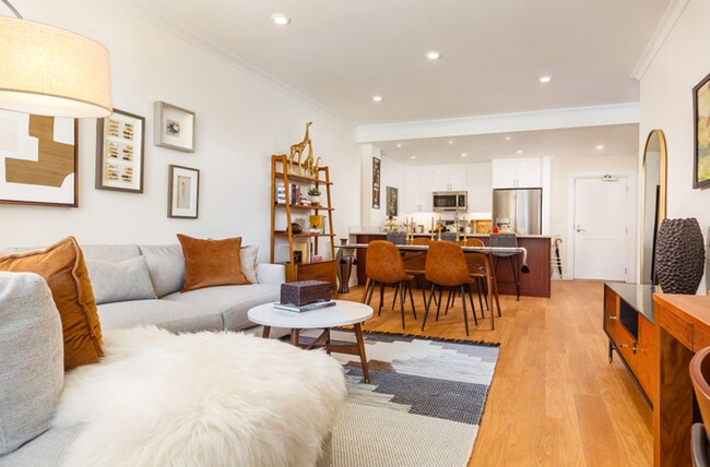 Photo - Spacious Brookline Apartment