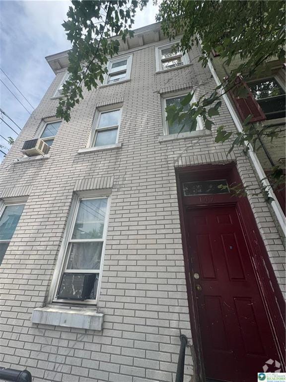 Building Photo - 147 N 11th St Unit 3 Rental