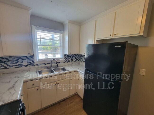 Photo - 2034 Trout Dr