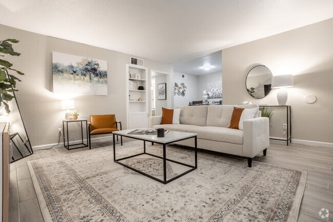 2BR, 2BA - 1000 SF (2A) - 600 Nottingham