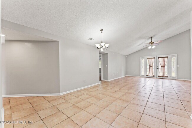 Photo - 8379 Chason Rd W