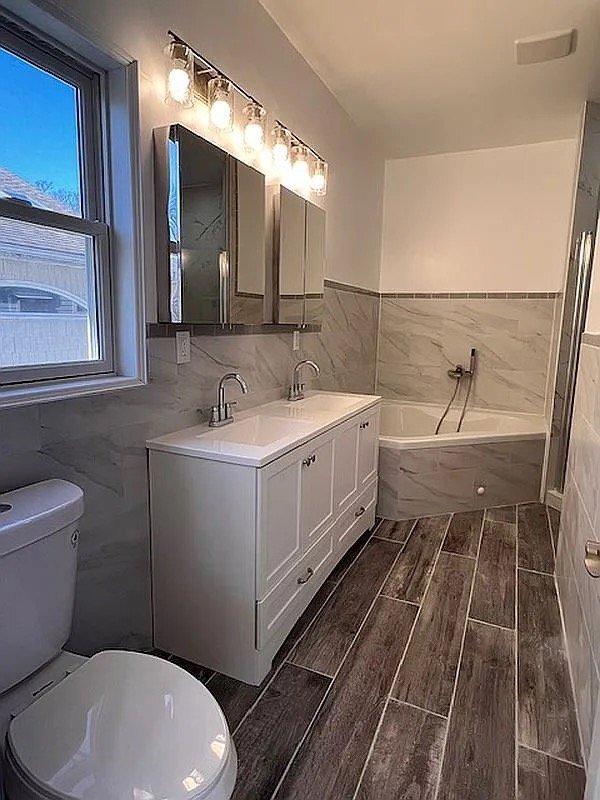 47 Tier St Unit 2