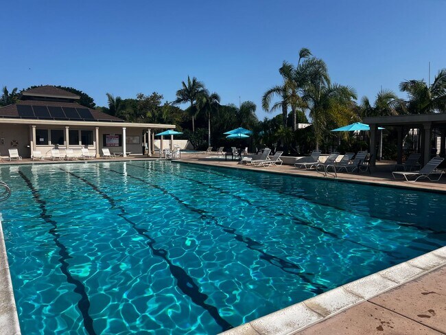 Photo - Serene Location in Park Point Loma! Two Ca...