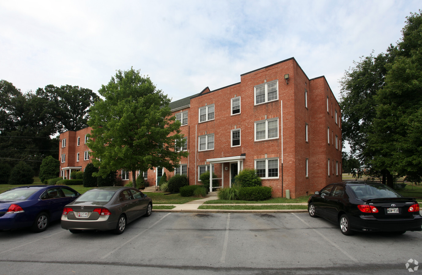 Dalamar Apartments - Dalamar Apartments