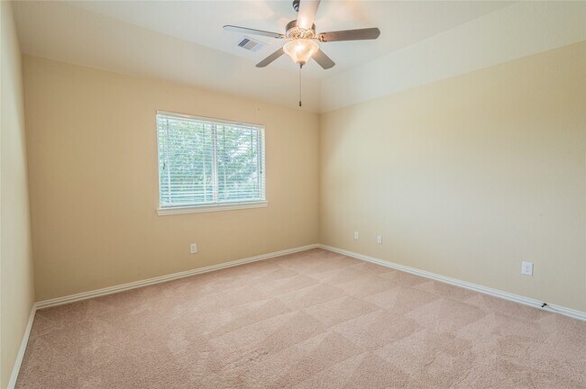 Photo - 4807 Basil Clear Trail