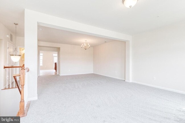 Building Photo - 365 Chessington Dr