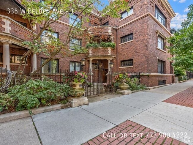 Building Photo - Prime Lincoln Park duplex available 3 bedr... Unit 1 Rental