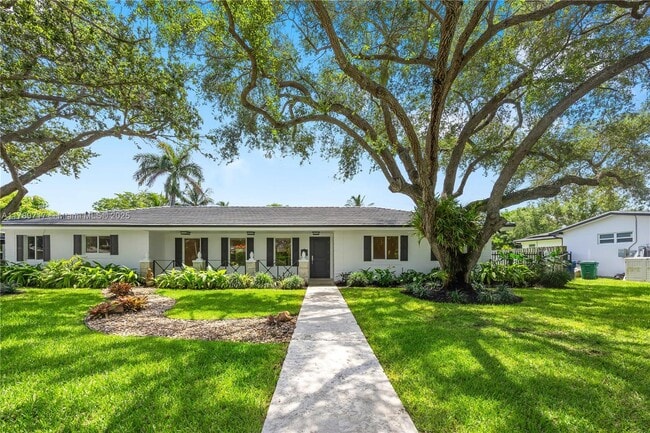 Building Photo - 14321 SW 78th Ct Rental