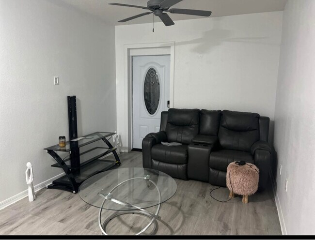 Photo - 600 Sardinia Cir