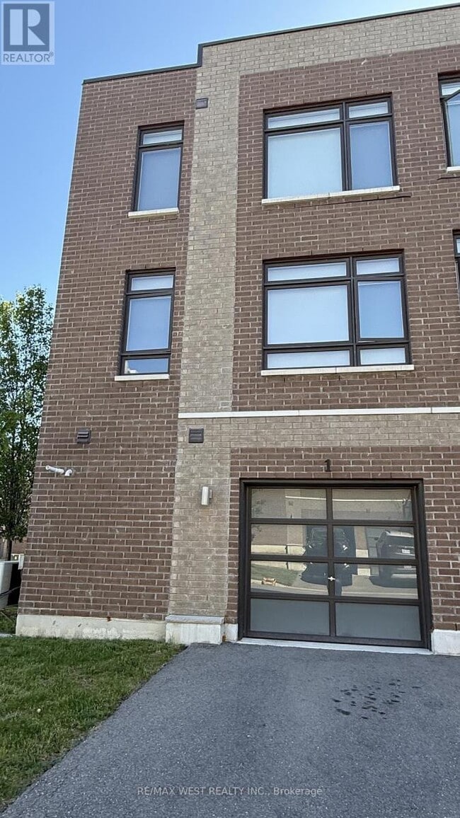 Photo - 1 Allward St