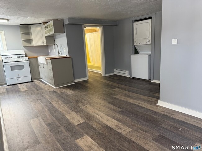 Photo - 144 Wetmore Ave