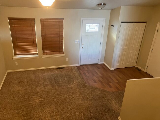 Photo - 4905 7th Ave N