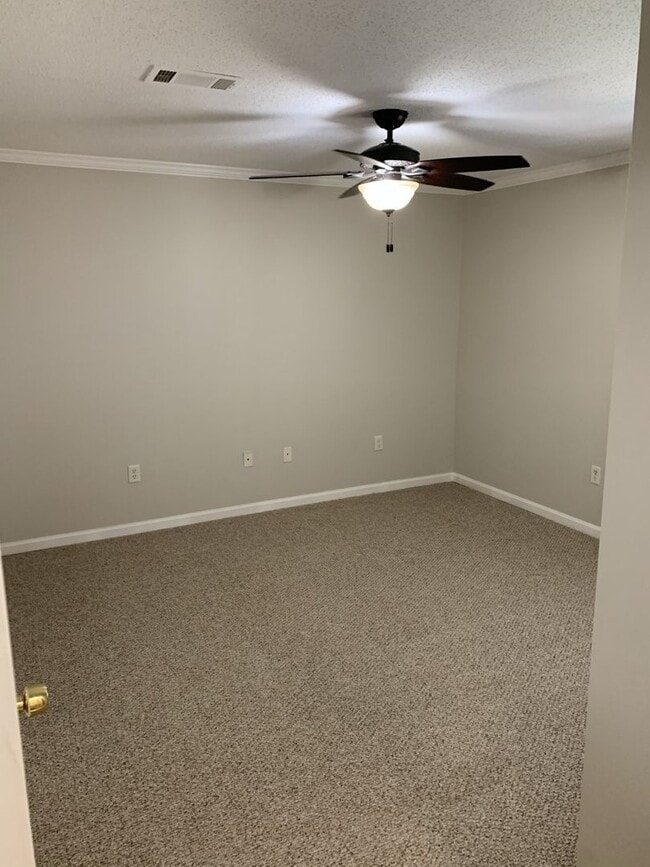 Photo - Condo available 8/7! All utilities included