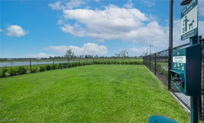 Building Photo - 19613 Hinkley Dr