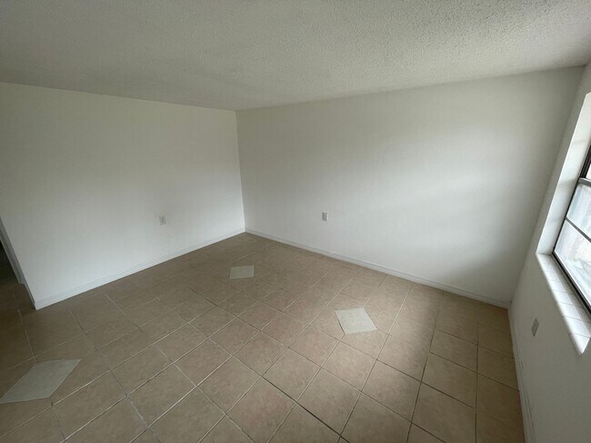 Photo - 5311 Avery Rd Unit 1