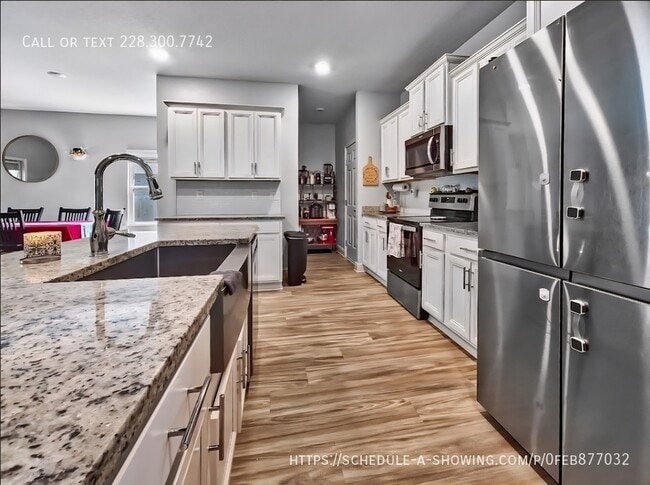 Photo - 5065 Fairbury Way