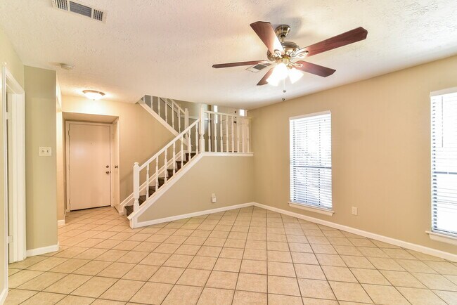 Photo - 15515 Windy Cove Dr
