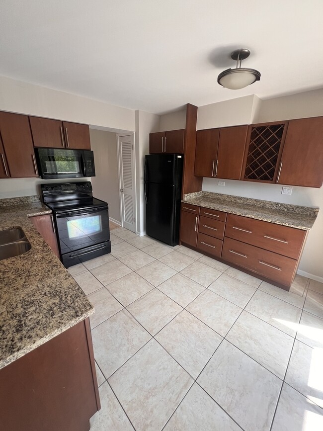 Photo - 9375 Hamilton Ct Unit E