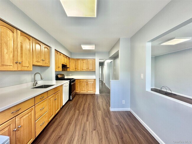 Photo - 27-30 Francis Lewis Blvd Unit 2nd FLOOR