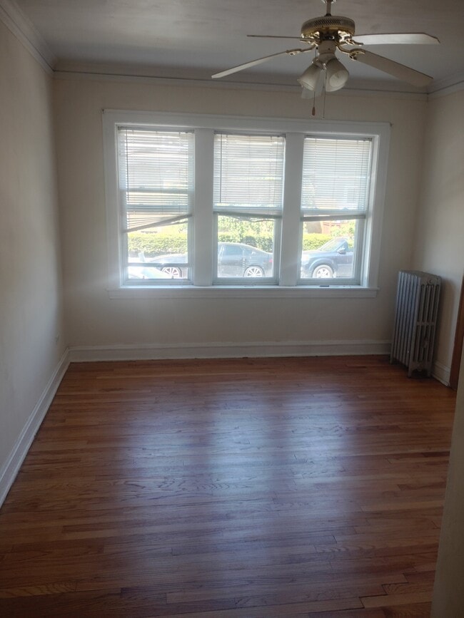 Photo - 3235 N Lockwood Ave Unit 1