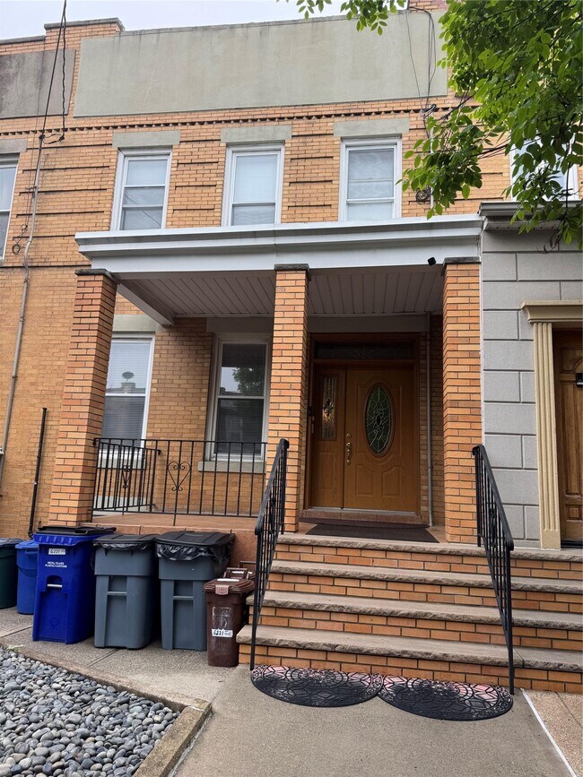 Photo - 62-21 60th Dr Apartment